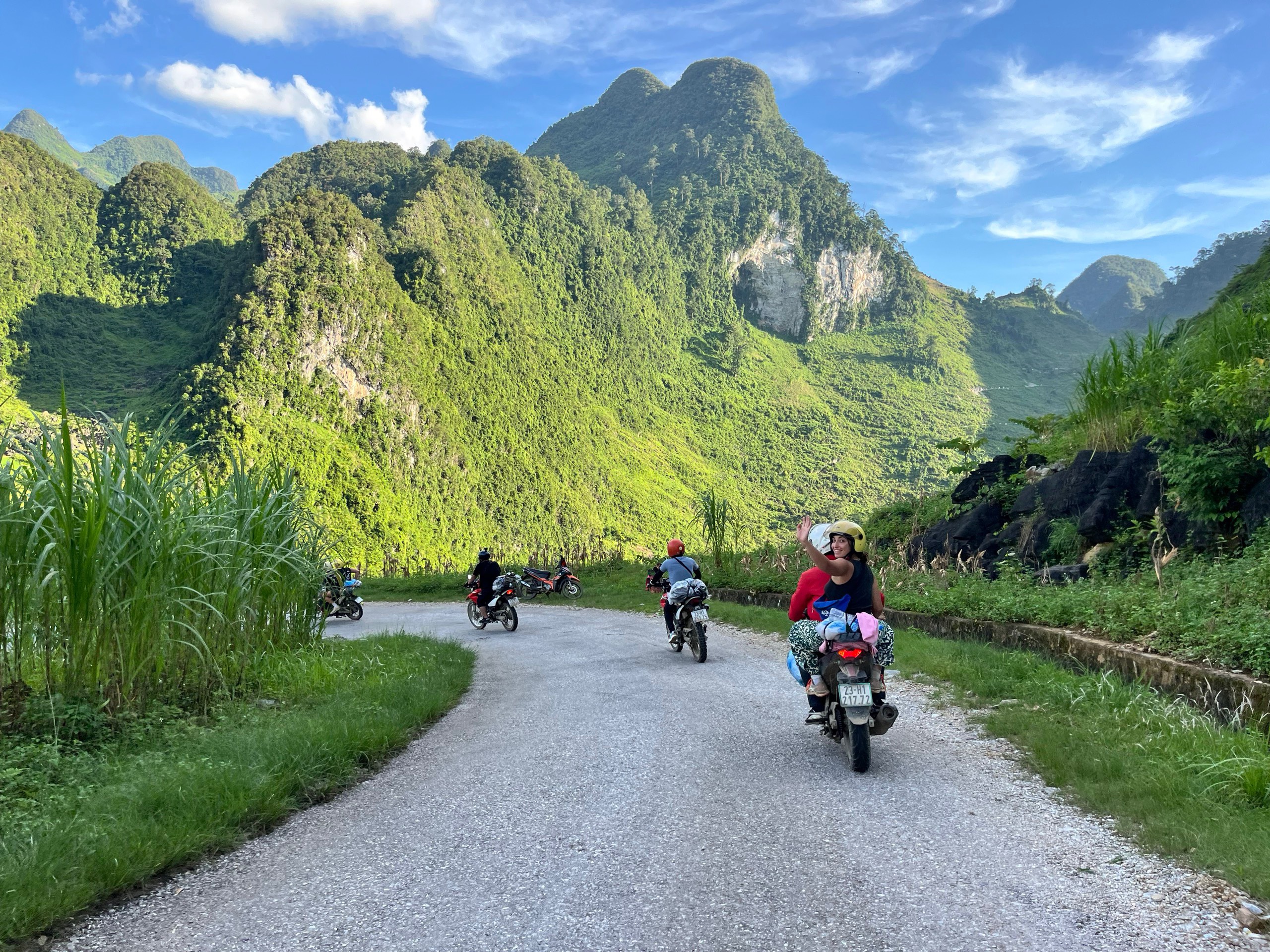 3-Day Ha Giang Loop Tour By Motorbike