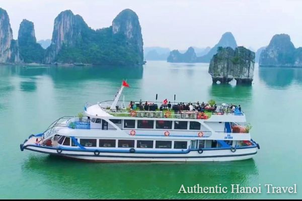 BEST SELLER - Halong 5 Star Day Cruise: Buffet Lunch, Wine& Fruit