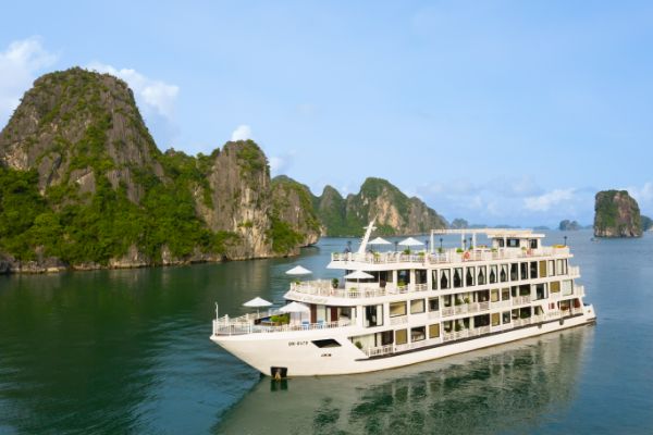 Hermes Cruise - Delicacy and Luxury in Halong Bay (2 Days 1 Night)