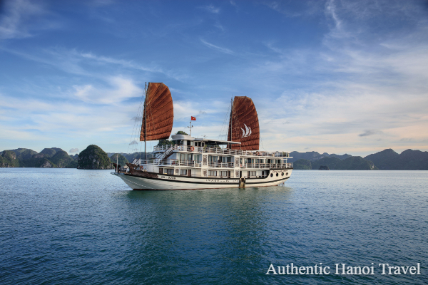 Le Journey Halong Bay Overnight Cruise (2D1N or 3D2N Cruise)