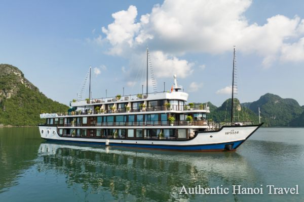 La Casta Luxury Cruise in Halong Bay & Lan Ha Bay (2D1N or 3D2N)