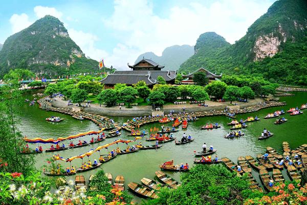 Trang An Boat Tour